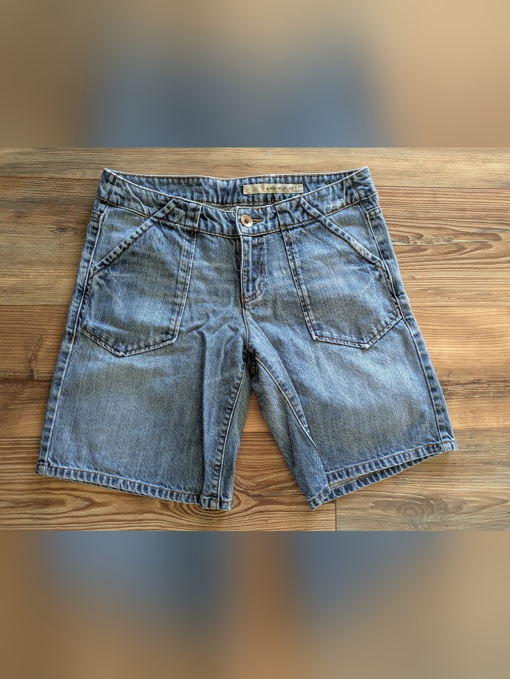 DKNY Medium Wash Mid Rise Bermuda Denim Jean Shorts Women's 10
